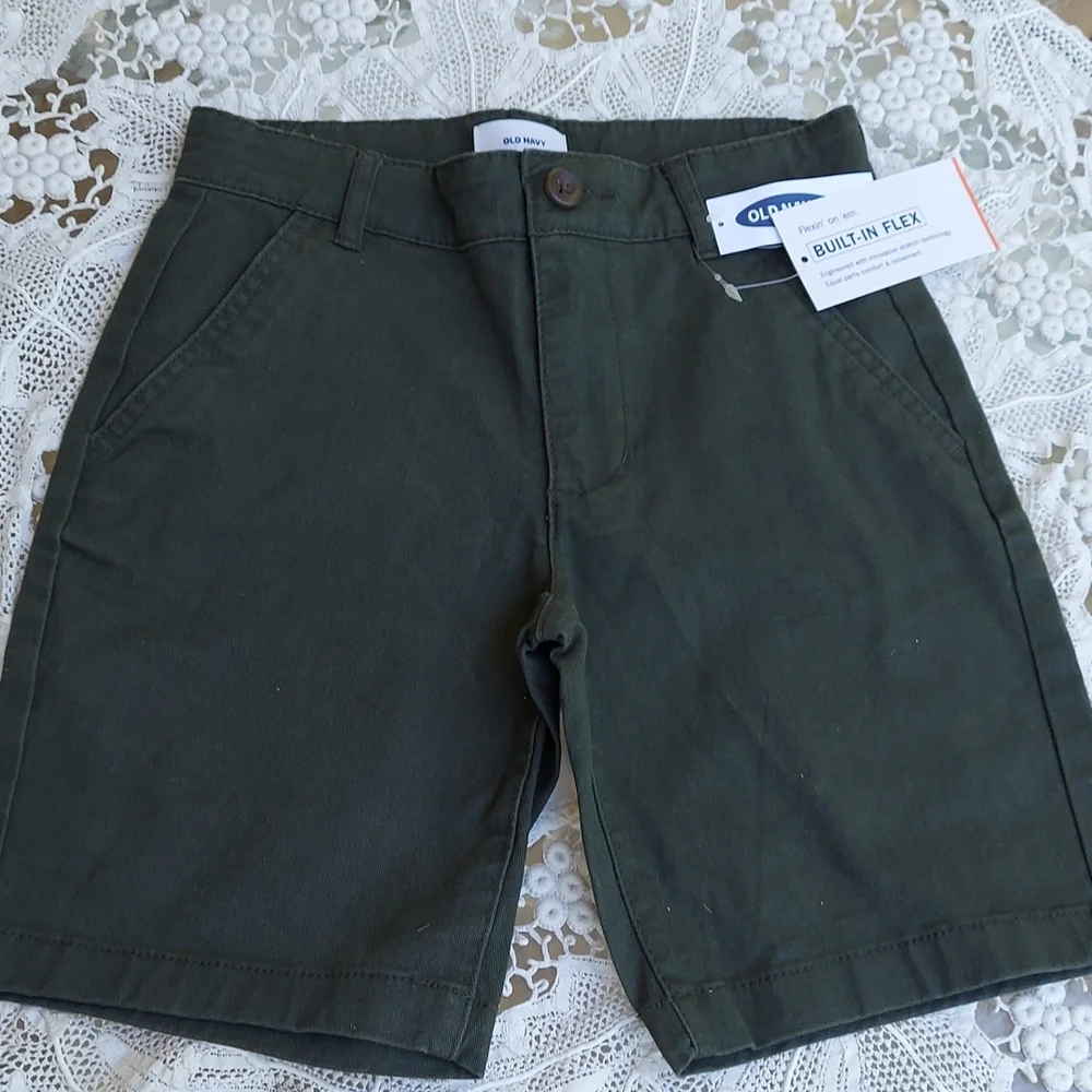 Old Navy Olive Green Boys Built in Flex 